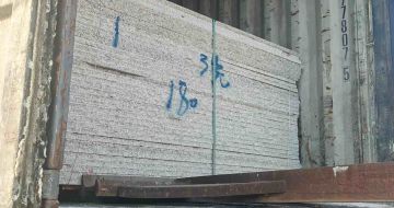 深圳 芝麻白花岗岩石材3.0公分光面毛板装柜出货