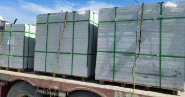 深圳 芝麻白花岗岩地铺石装车日常