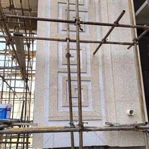 深圳 黄金麻花岗岩别墅外墙干挂回纹造型效果