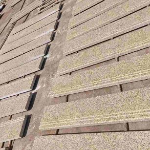 深圳 黄金麻花岗岩光面楼梯踏步