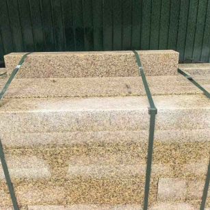 深圳 黄金麻花岗岩石材机切面栏杆料半成品