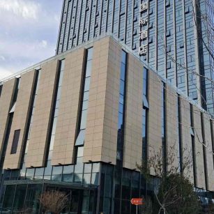 深圳 黄金麻花岗岩外墙干挂