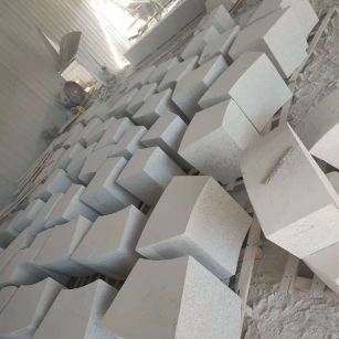 深圳 白麻花岗岩异形坐凳