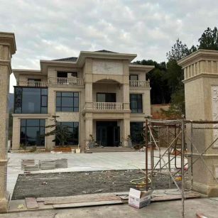 深圳 黄金麻花岗岩别墅雕花外墙干挂配上门口雕花罗马柱