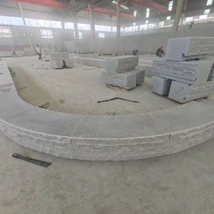 深圳 芝麻白异形坐凳，自然面光面弧形加工