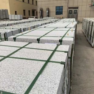 深圳 白麻花岗岩5.0公分荔枝面地铺石