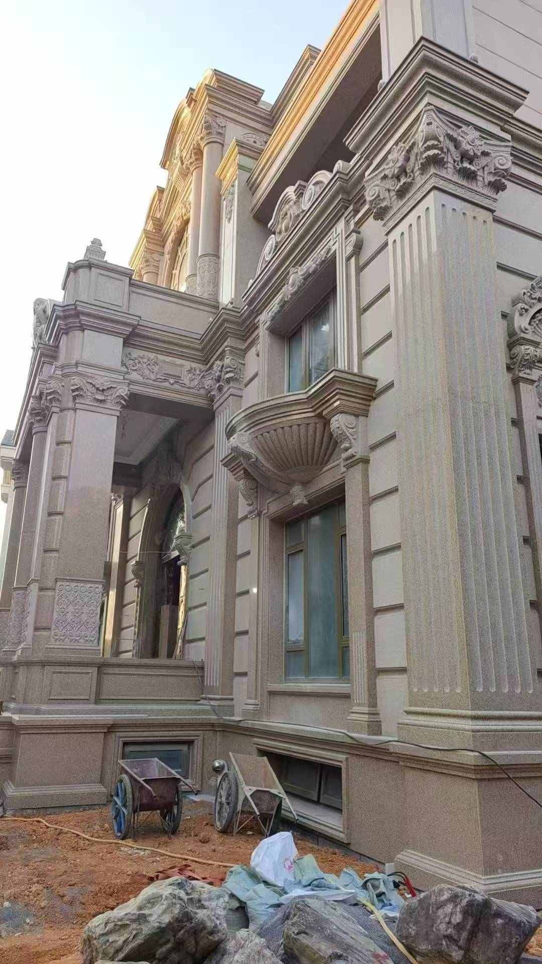 深圳 黄金麻花岗岩光面别墅外墙干挂施工完成