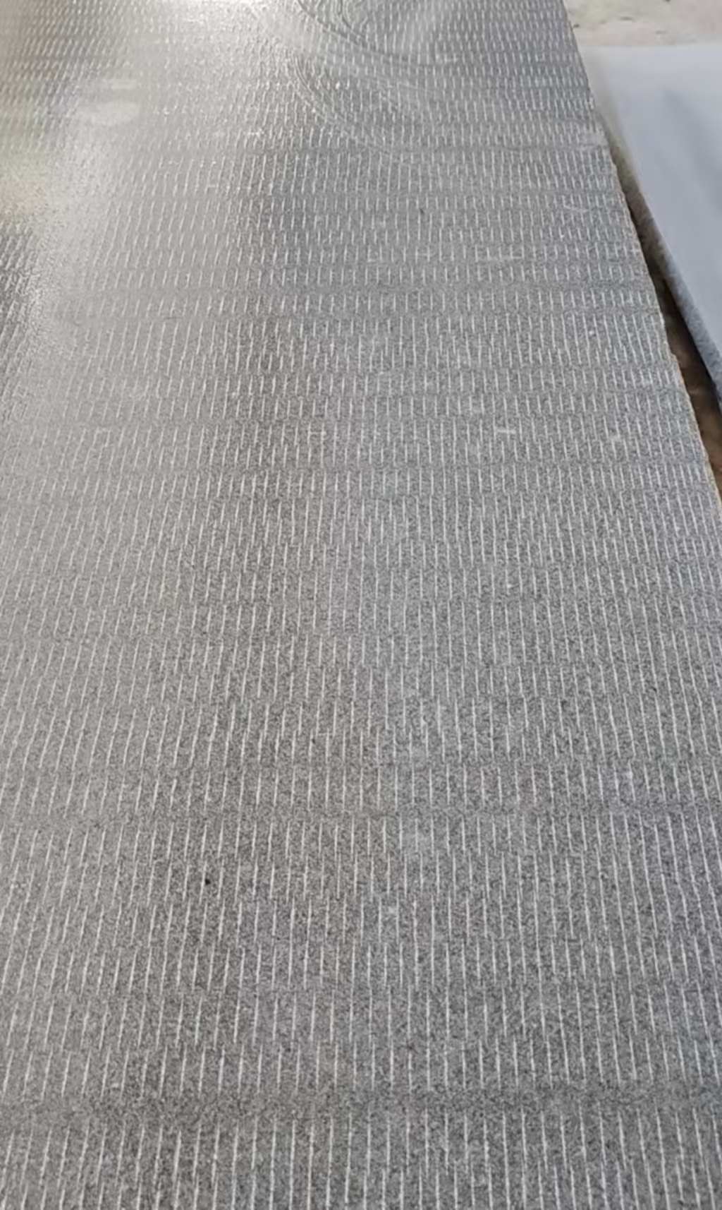 深圳 芝麻灰花岗岩斧剁面，刀斩面