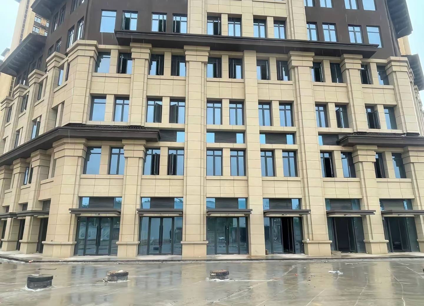 深圳 黄金麻花岗岩荔枝面小区外墙干挂