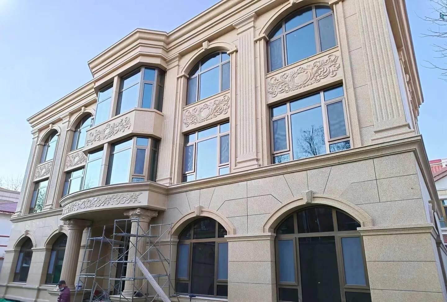 深圳 黄金麻花岗岩别墅外墙干挂