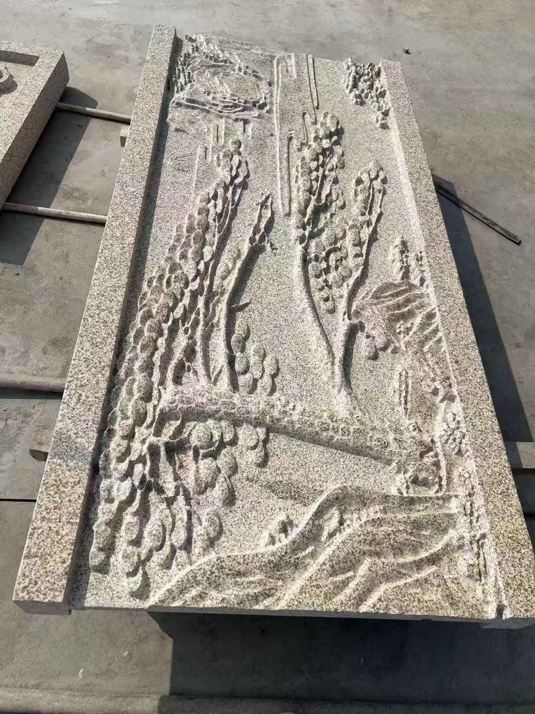 深圳 黄金麻雕刻板浮雕迎客松