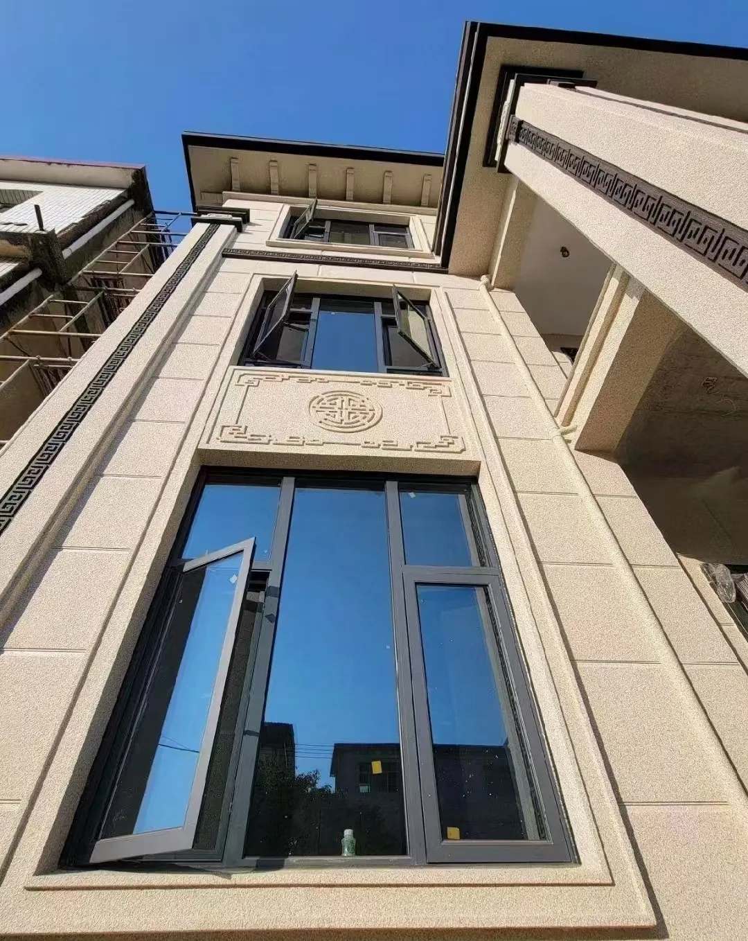 深圳 黄金麻荔枝面别墅外墙干挂效果展示