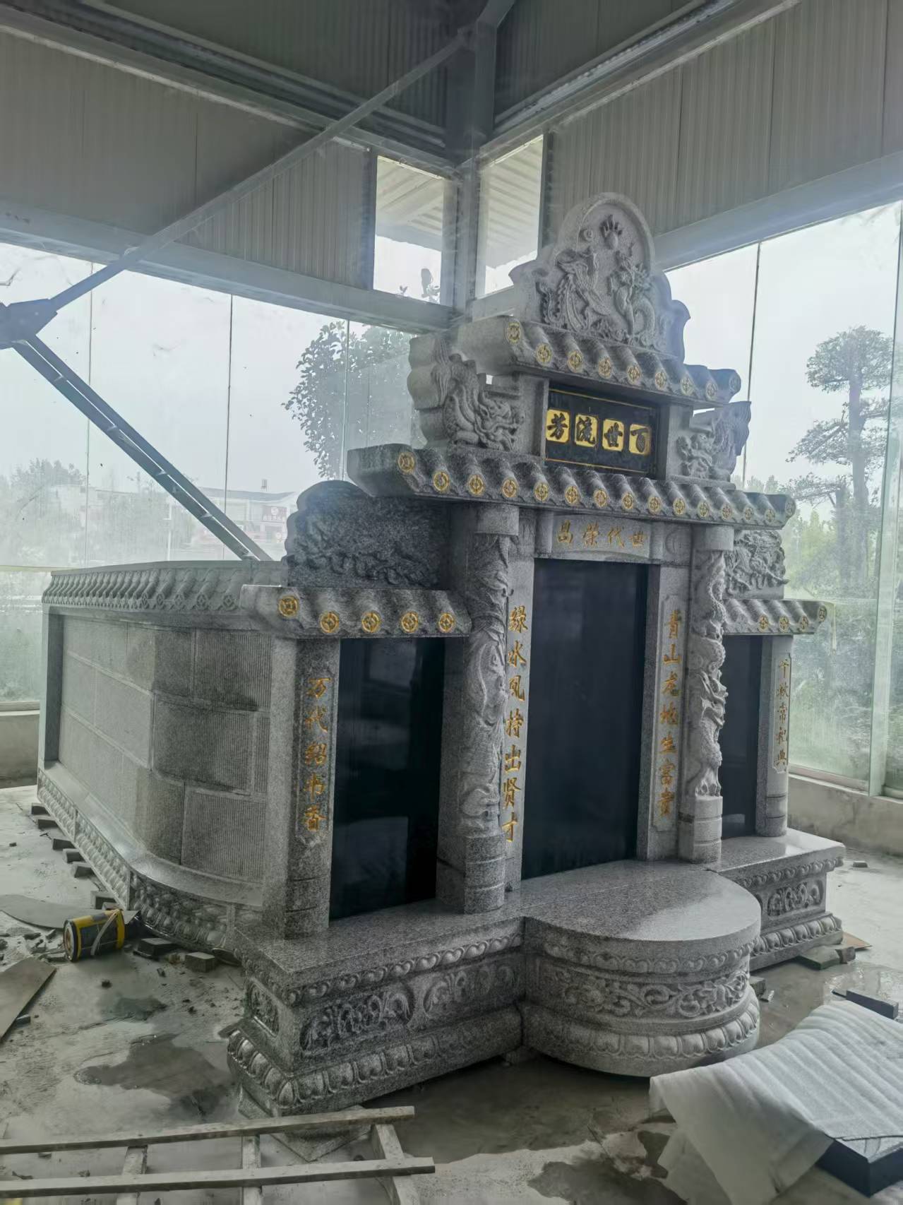 深圳 芝麻白墓碑效果展示图