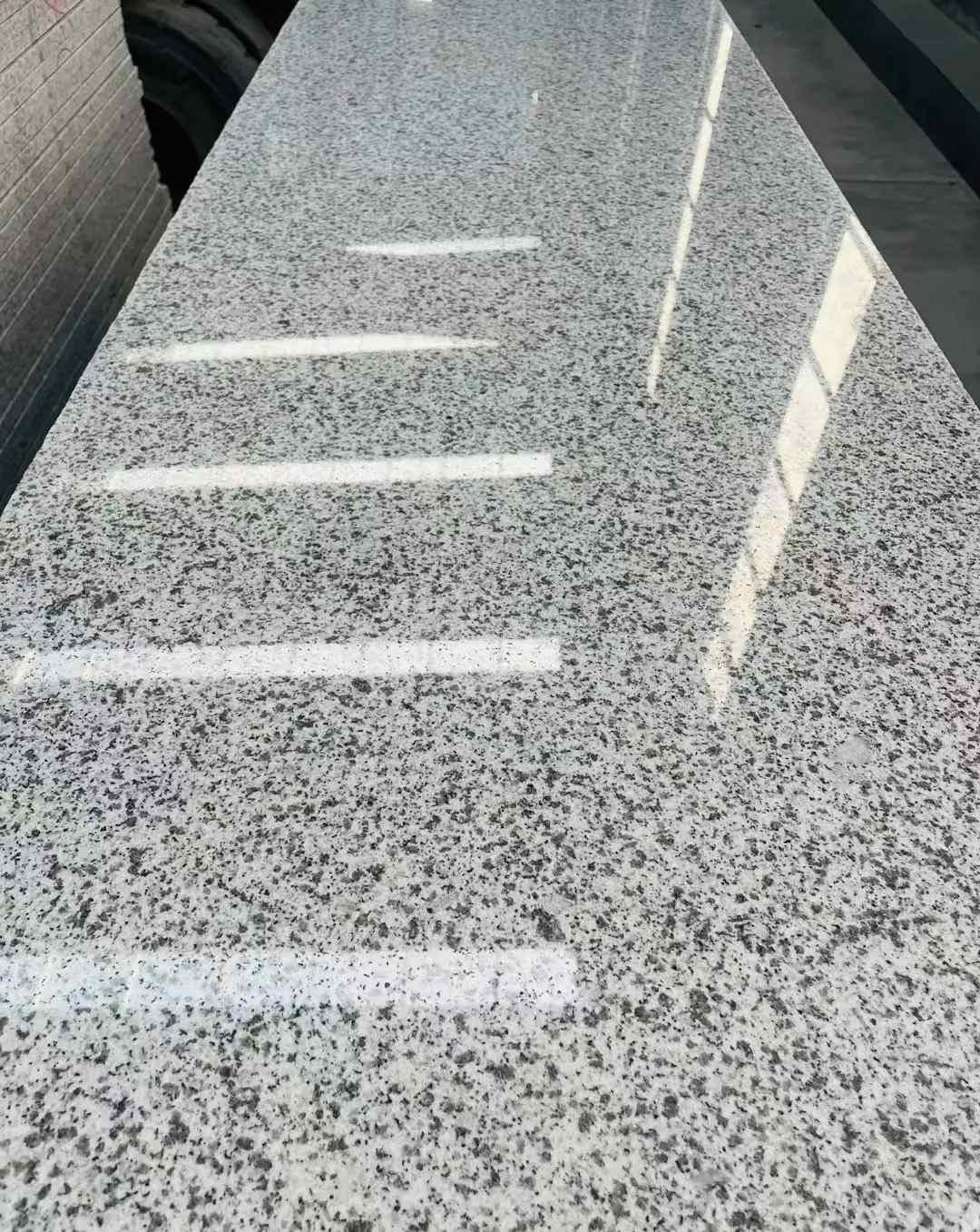 深圳 白麻花岗岩光面毛板