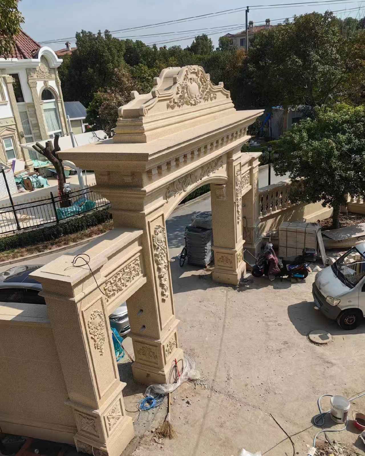 深圳 黄金麻荔枝面花岗岩别墅门楼